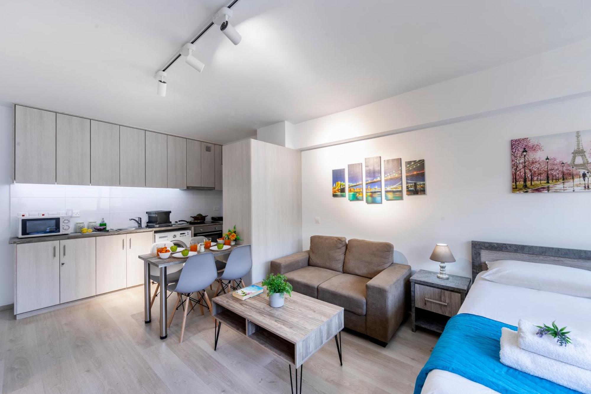 C-Premium Apts 100M From Beach And City Centre Λάρνακα Εξωτερικό φωτογραφία