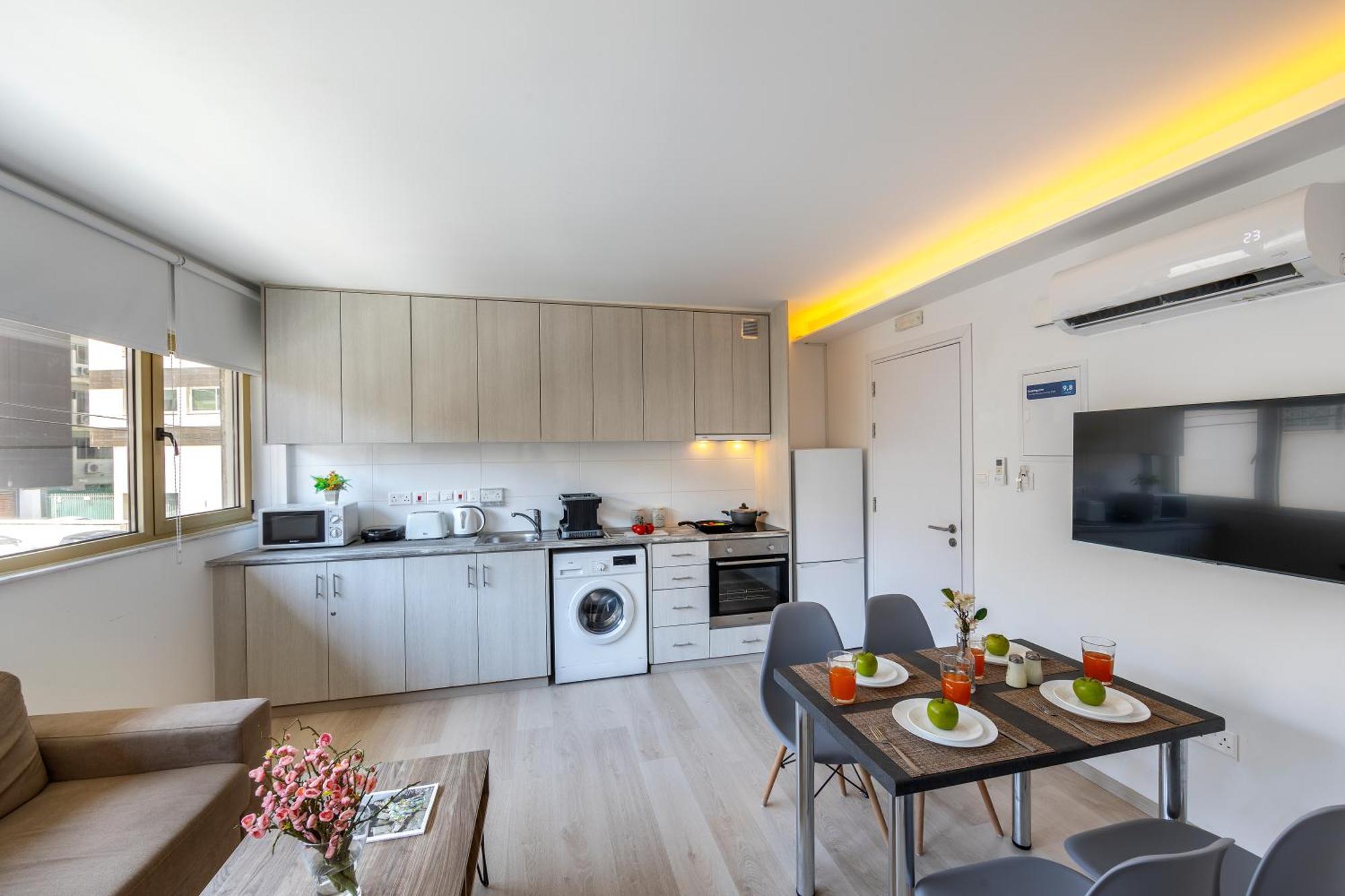 C-Premium Apts 100M From Beach And City Centre Λάρνακα Εξωτερικό φωτογραφία