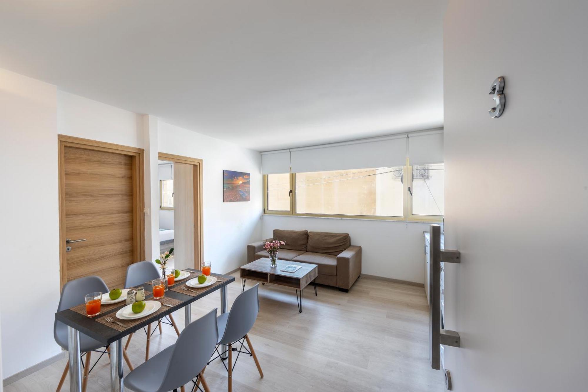 C-Premium Apts 100M From Beach And City Centre Λάρνακα Εξωτερικό φωτογραφία